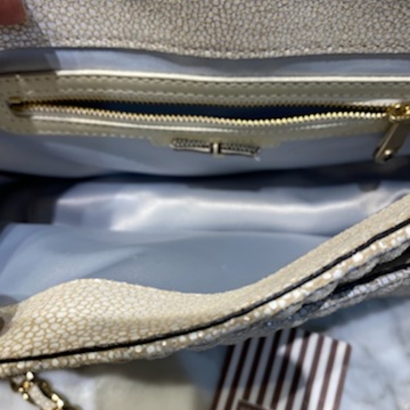 Henri Bendel stingray textured purse - Picture 5 of 9